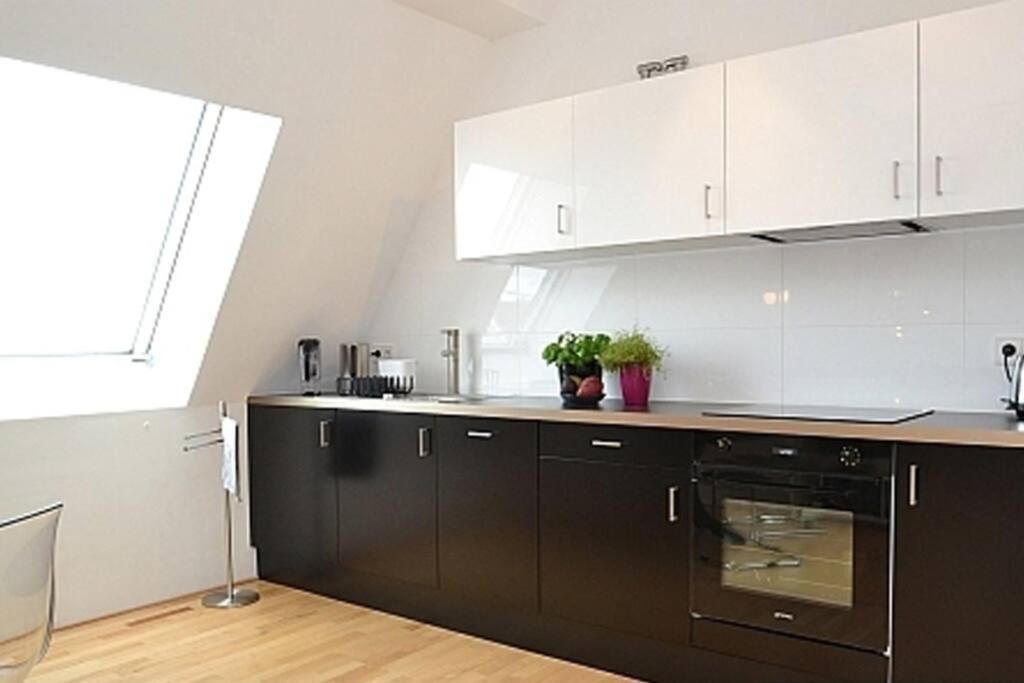 Appartement Stylish Maisonette, Prenzlauer Berg, 70m2 Berlijn